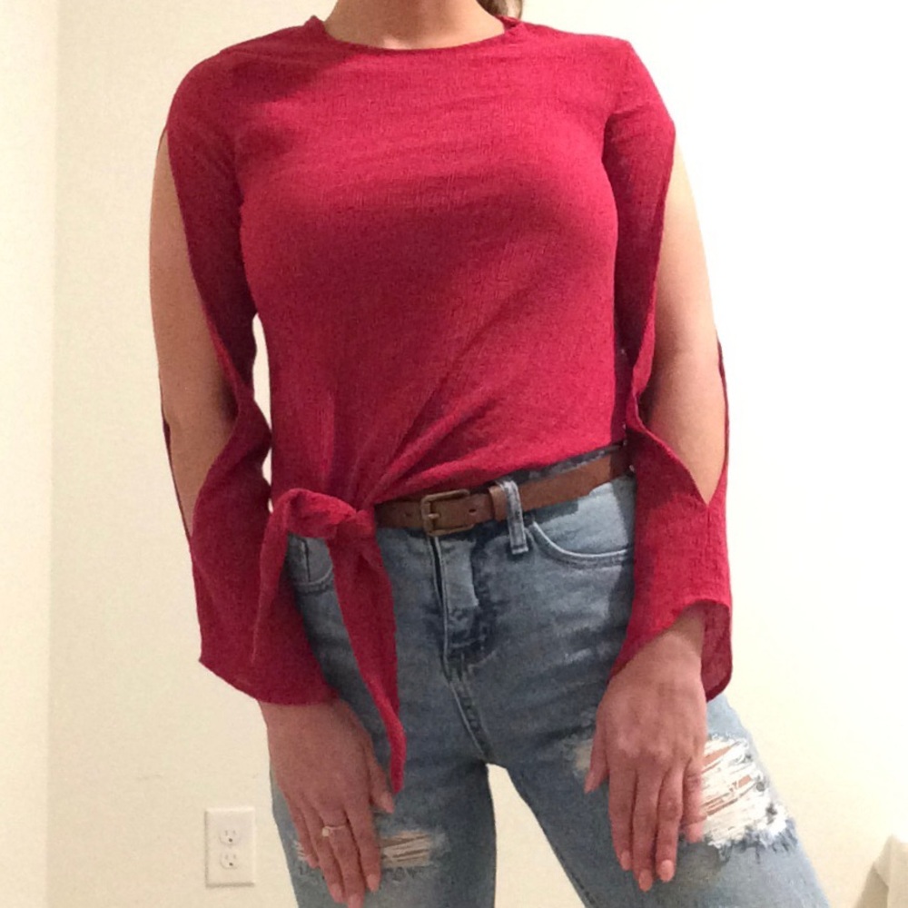 ❇️3/$30❇️ JW Style Tie Up Front Open Sleeve Top Small